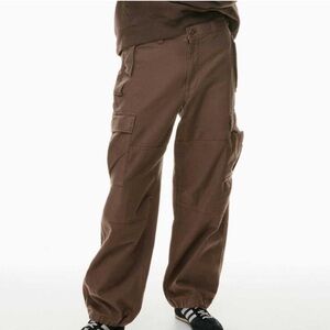 TNA Aritzia Supply Cargo Pants Women’s Size 6